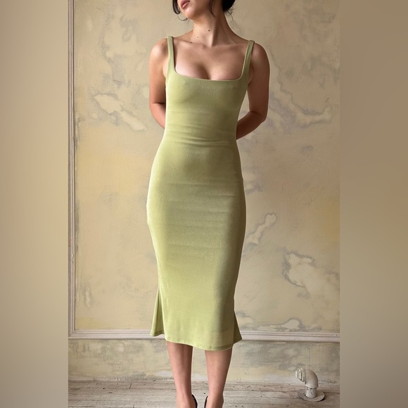 Mirror Palais Dress - Picture 3 of 9